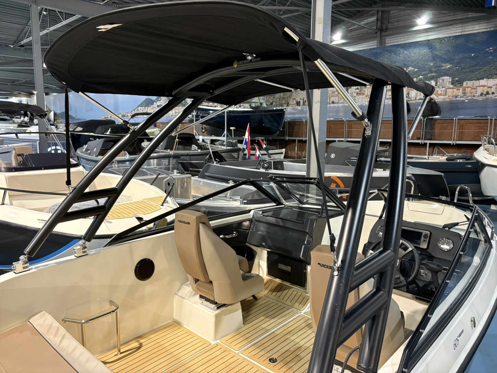 Quicksilver 605 Bowrider met Mercury 150 pk Racing — foto 11 van 11
