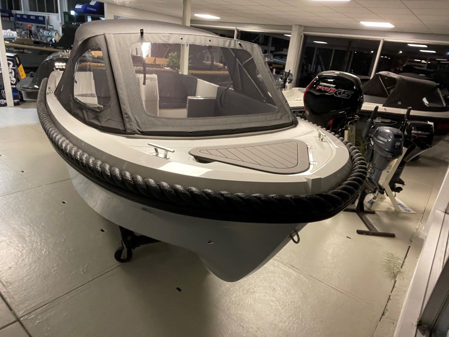 Topcraft 565 Tender — foto 2 van 2