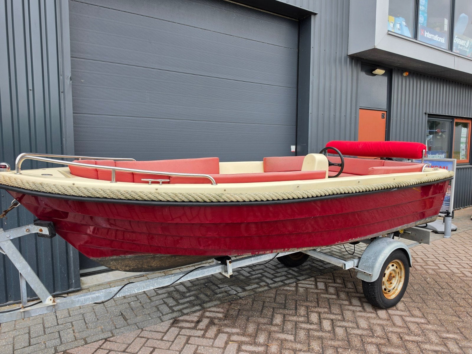 Lago Amore 421 + Mercury 8PK 4 Takt — foto 3 van 12