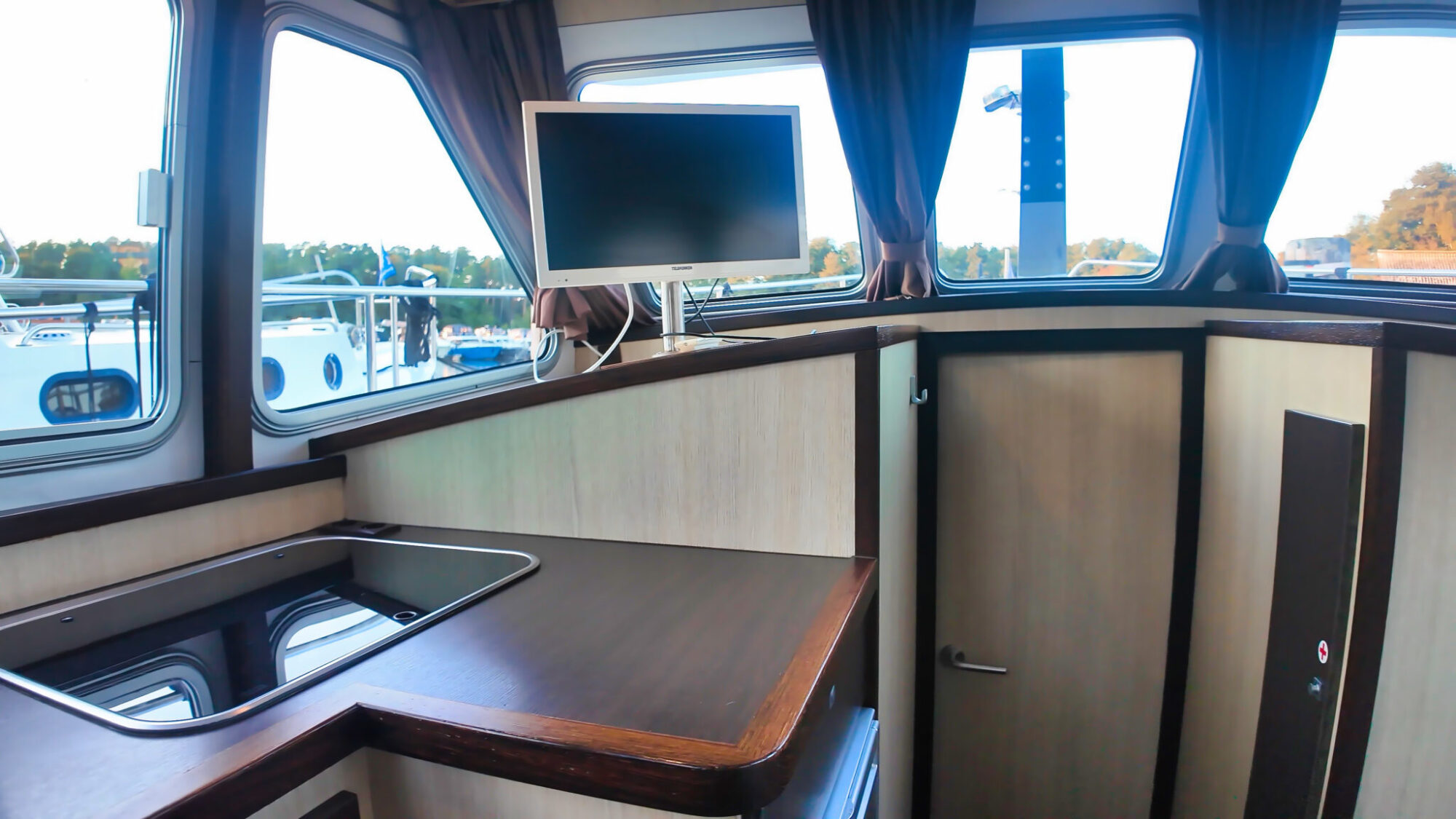 Aventura 34 AK Cabrio — foto 6 van 28