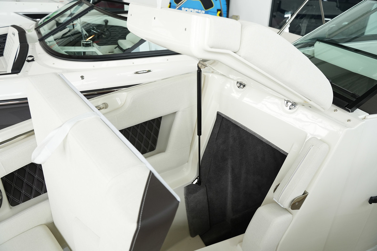 Sea Ray SLX 250 — foto 12 van 57