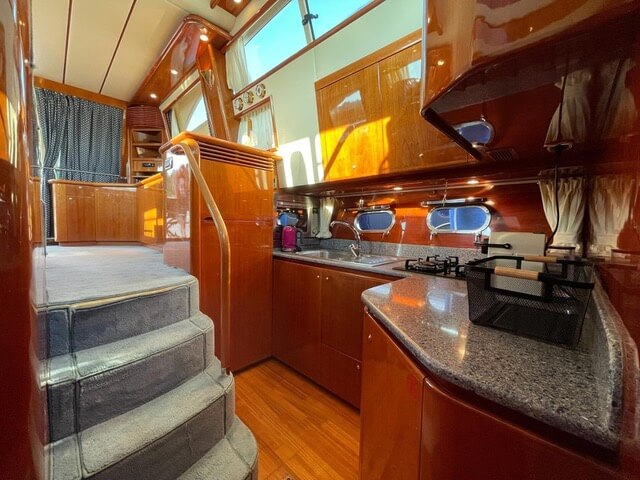 VZ 16 Fastyacht - BluYachting — foto 9 van 12