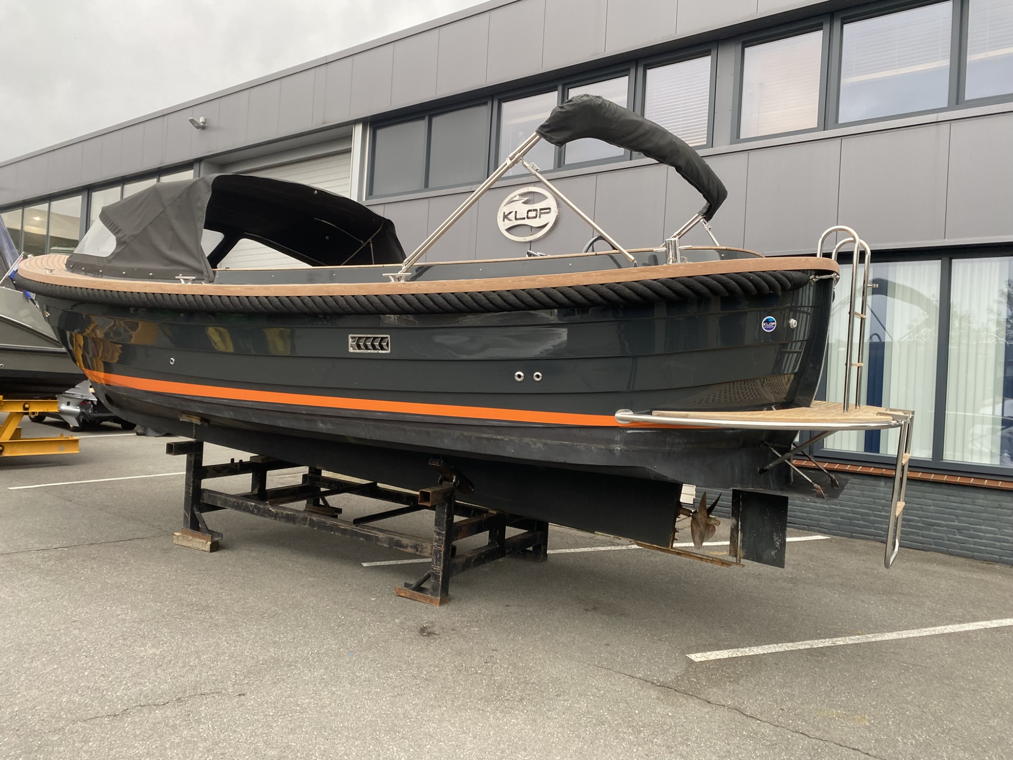 Maril 880 met Nanni diesel 200 pk - bouwjaar 2017 — foto 3 van 16