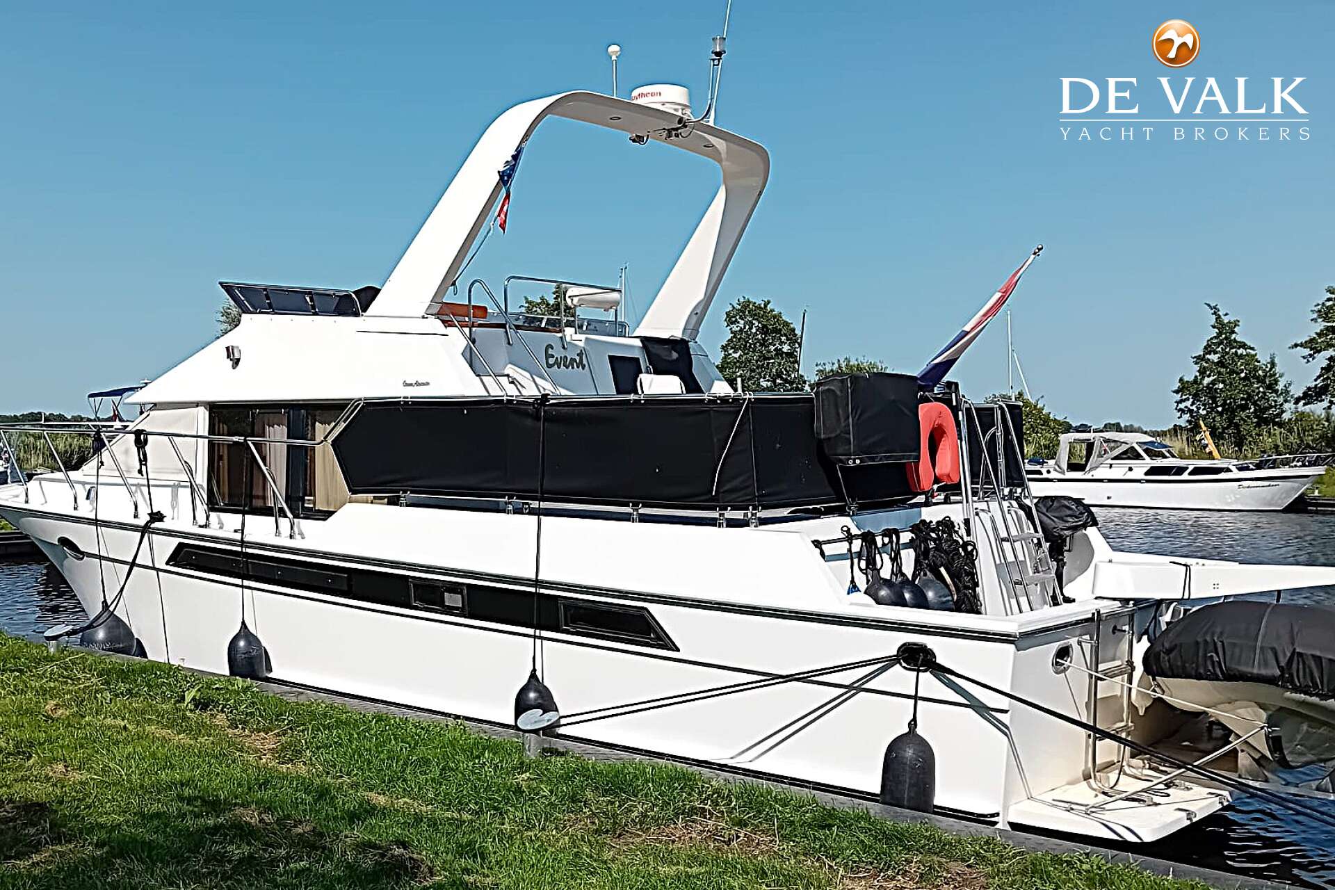 Ocean Alexander 44 Motoryacht — foto 8 van 36