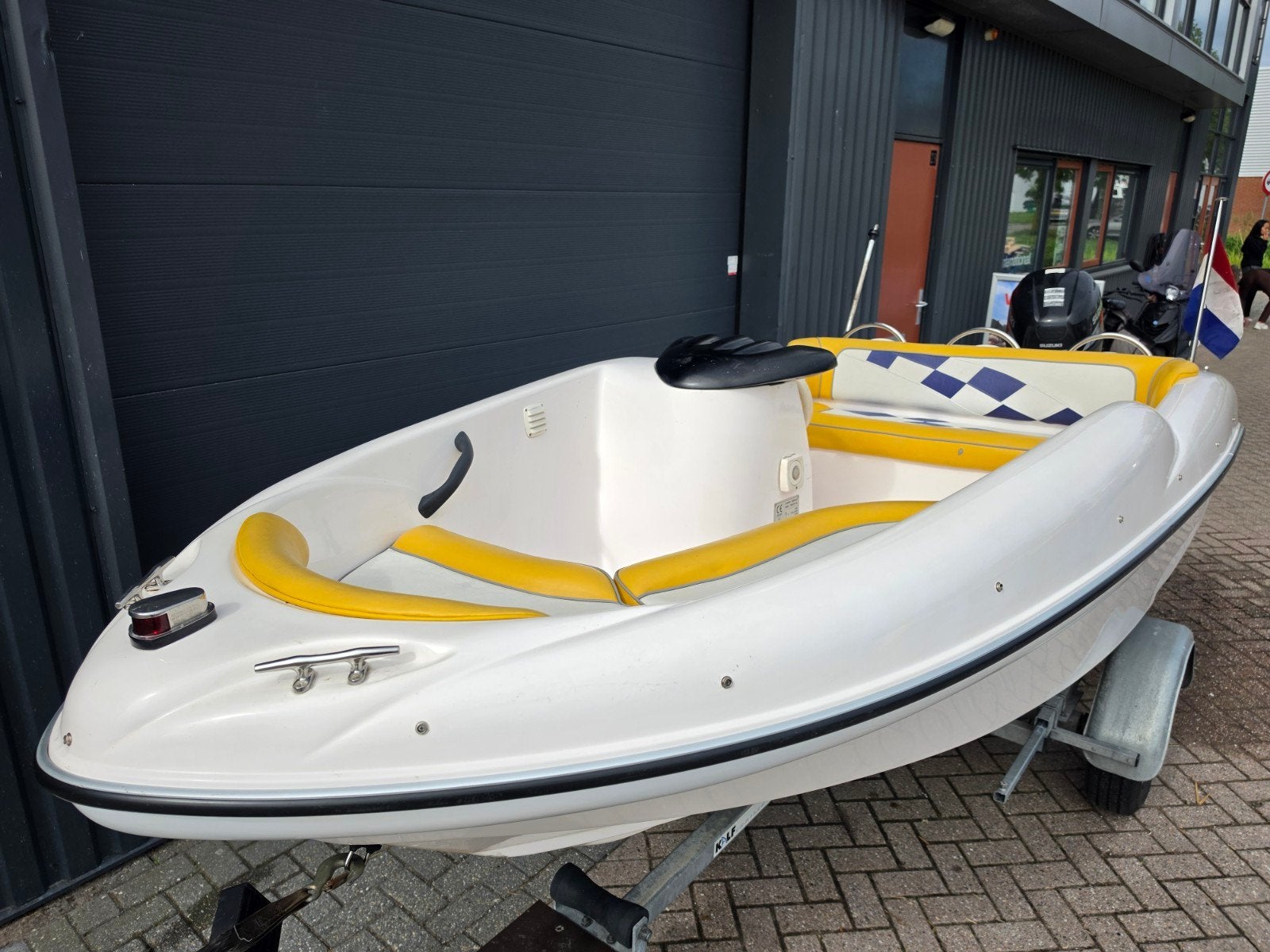 UNIEK! Snelle Twister 150 + Suzuki 25PK V-Twin 4 Takt — foto 2 van 13