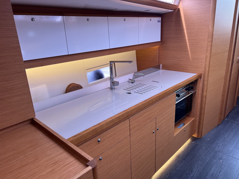 Dufour 430 GL — foto 13 van 63