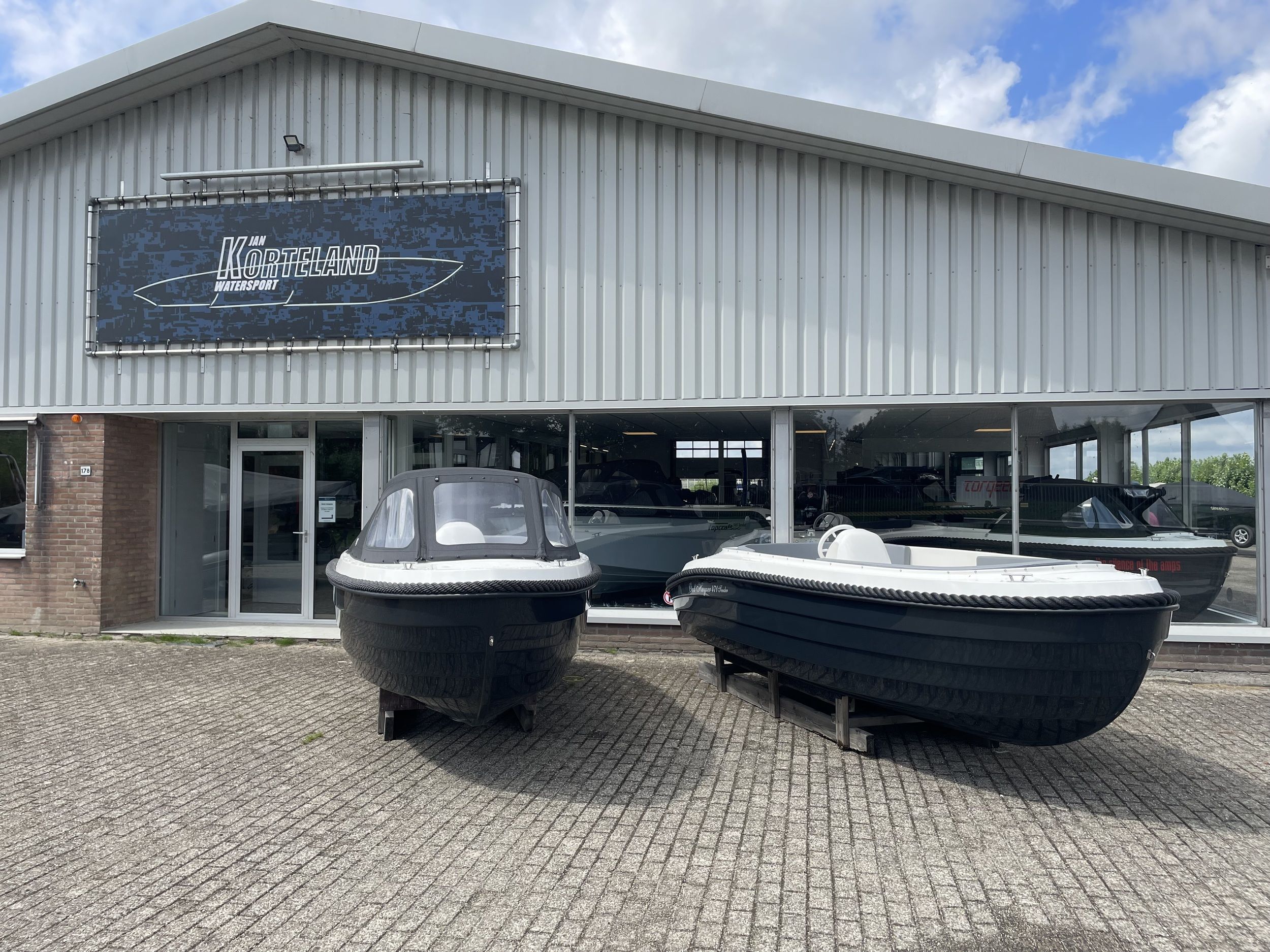 Oud Huijzer 471 Tender Basic — foto 5 van 12