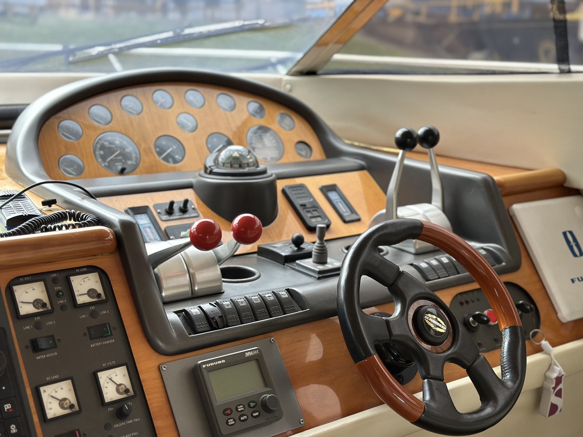 Sunseeker Manhattan 48 — foto 10 van 43