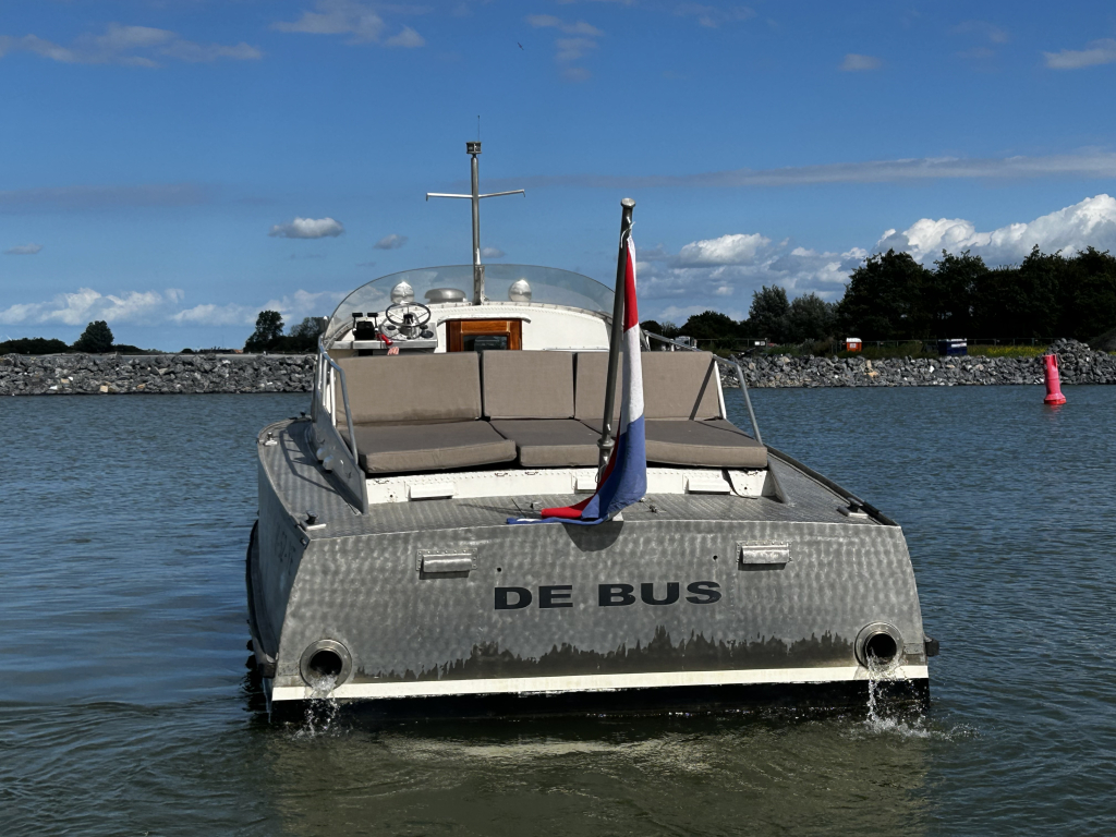 Patrouille vaartuig 1100 Met ruim zonnedek! — foto 14 van 54
