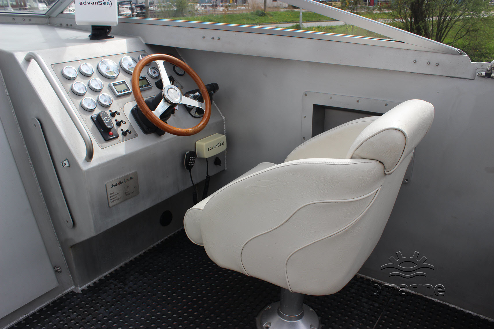 Isabella Yachts ST850 — foto 10 van 31