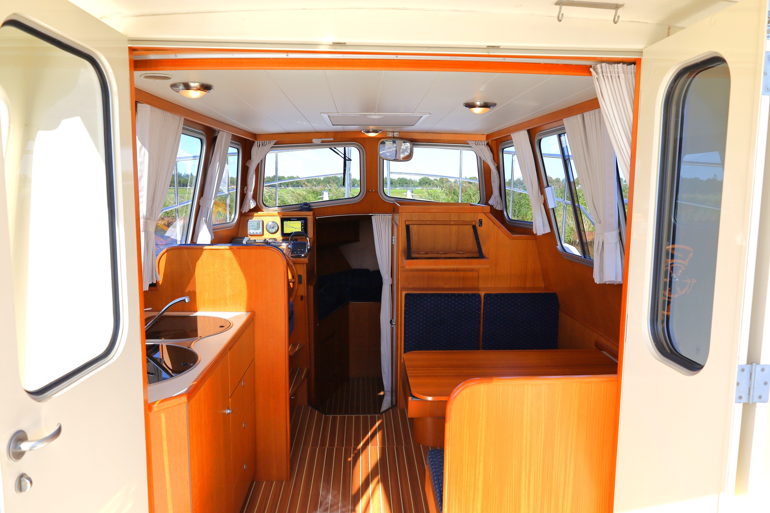 Cantia 28 Cabin Cruiser — foto 16 van 32