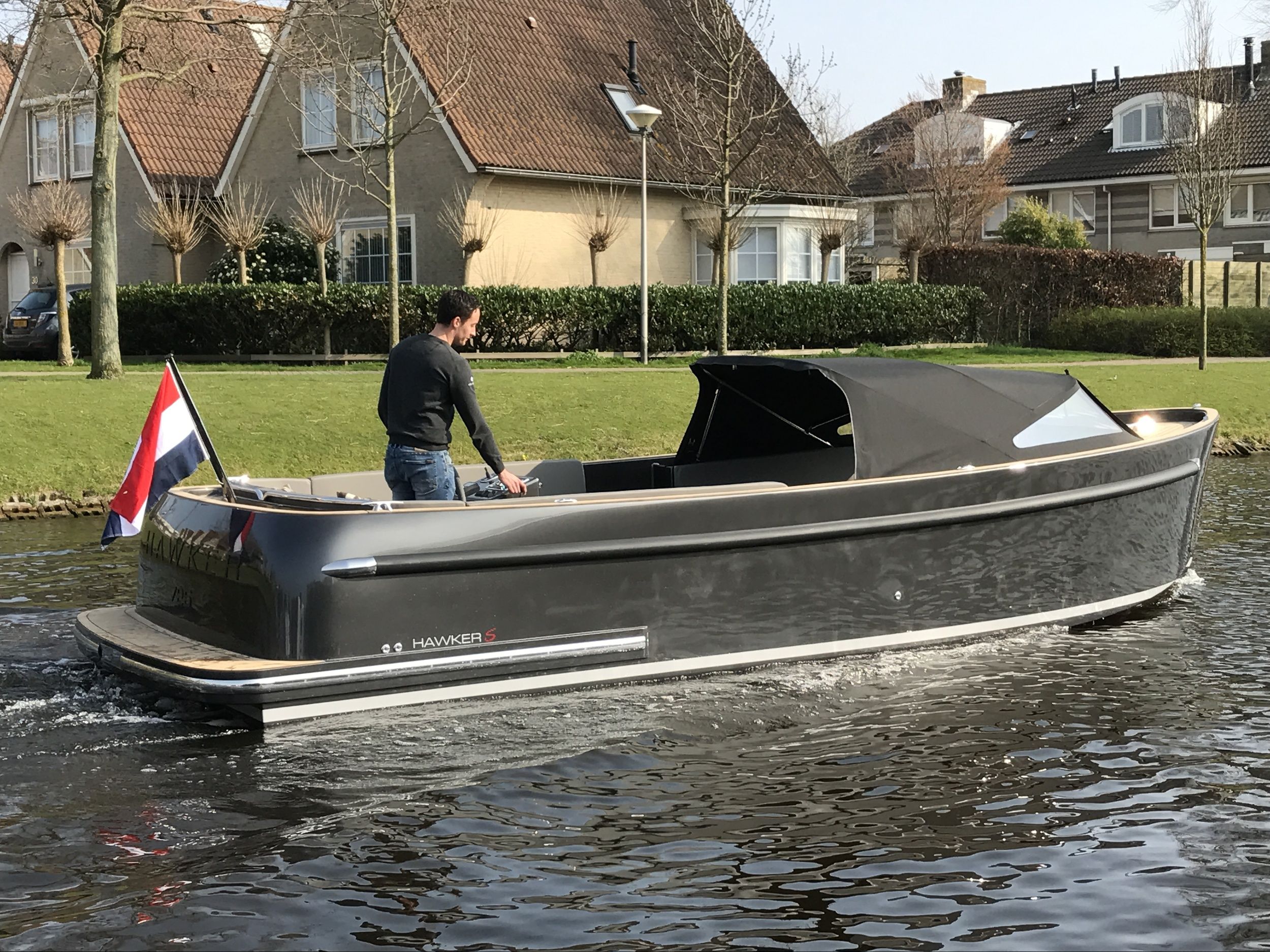 Seafury Hawker Tender 725 — foto 8 van 13