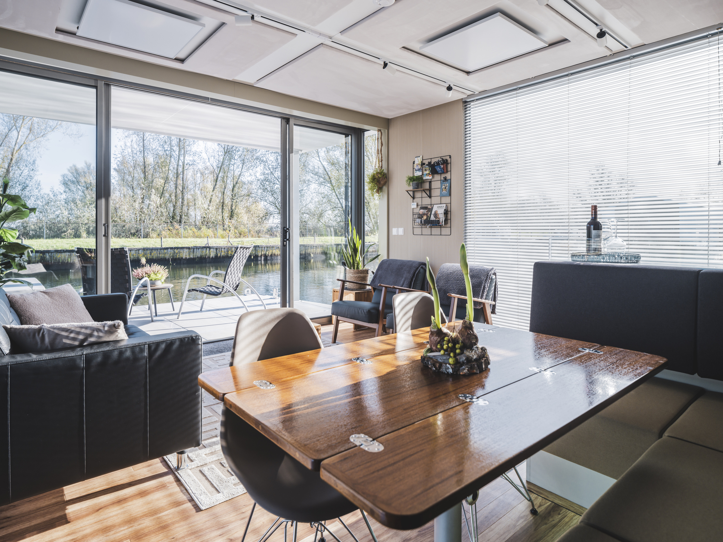 AquaHome Comfort Houseboat — foto 4 van 18