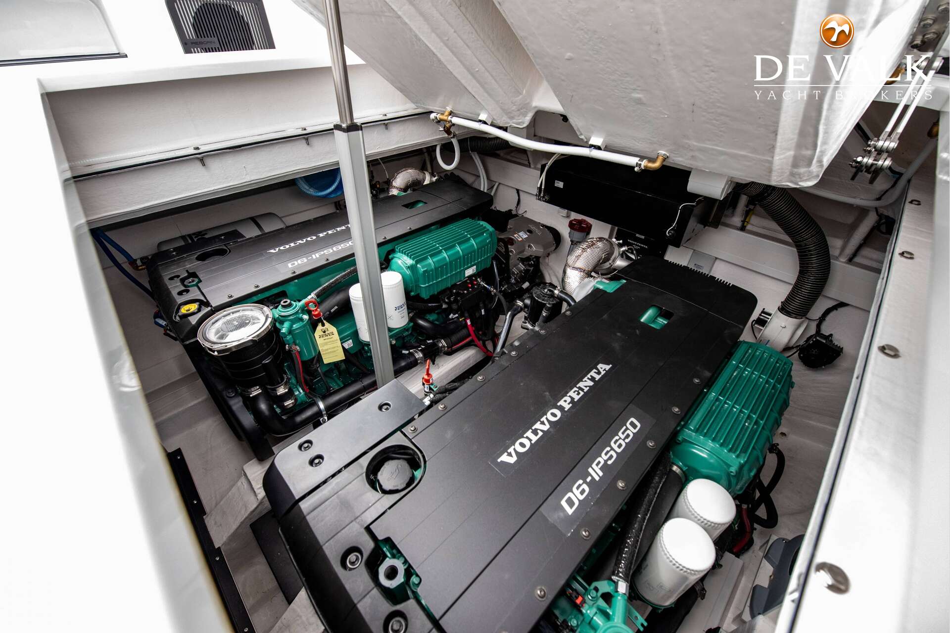 Reborn 40 R Cabin — foto 35 van 35