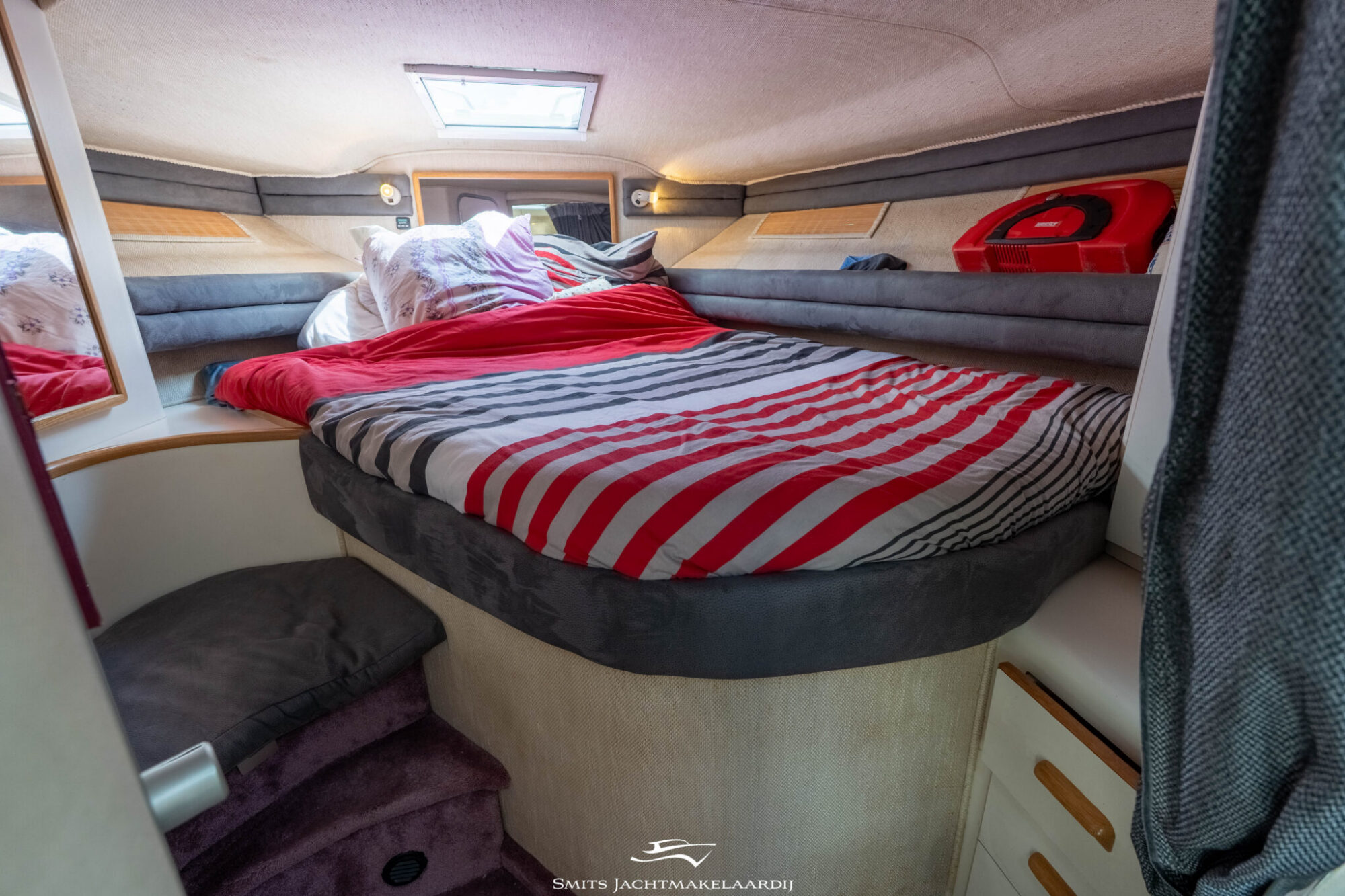 Sea Ray 370 Express Cruiser — foto 21 van 59
