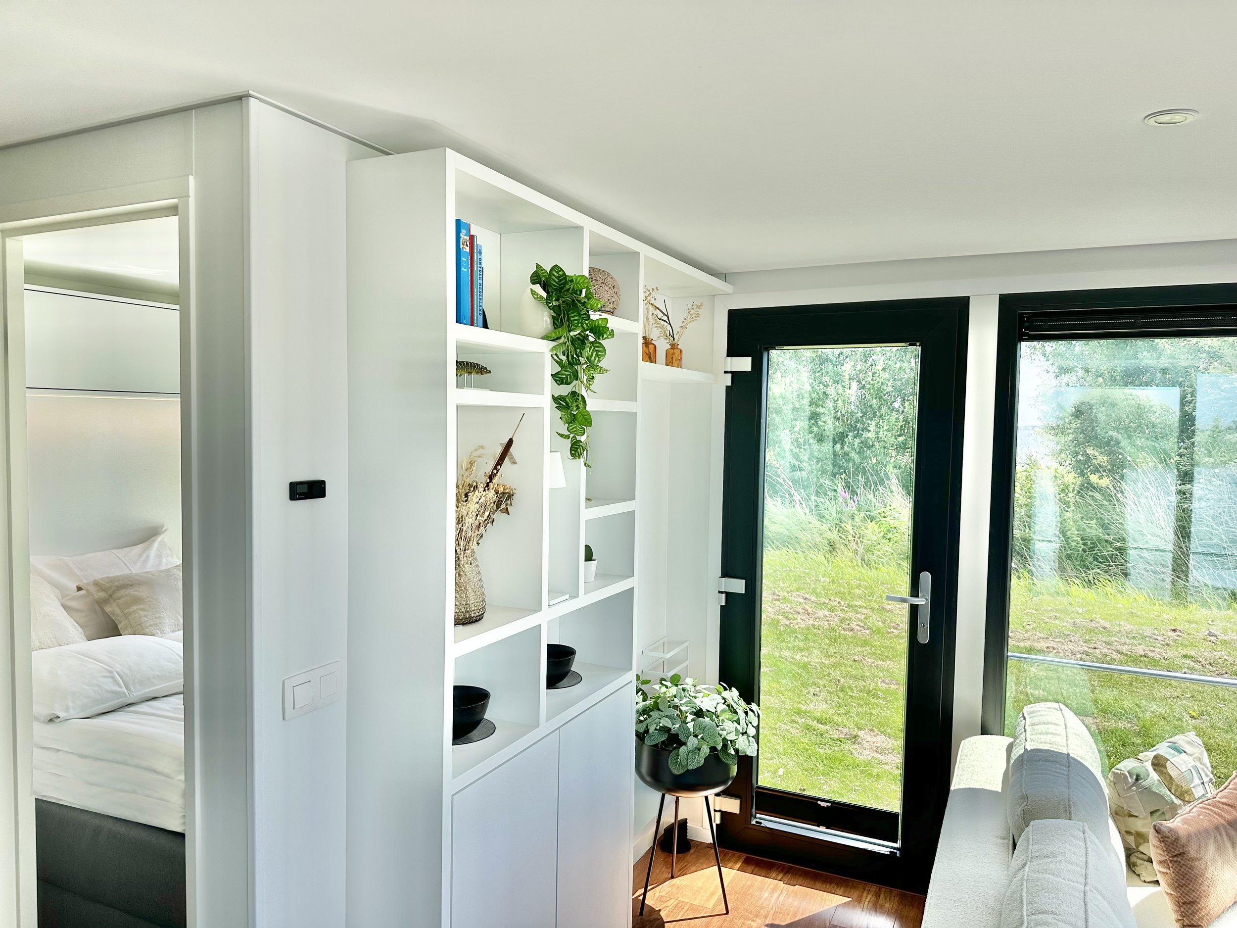 HOMESHIP Lotus Navigator 14 Houseboat — foto 21 van 38