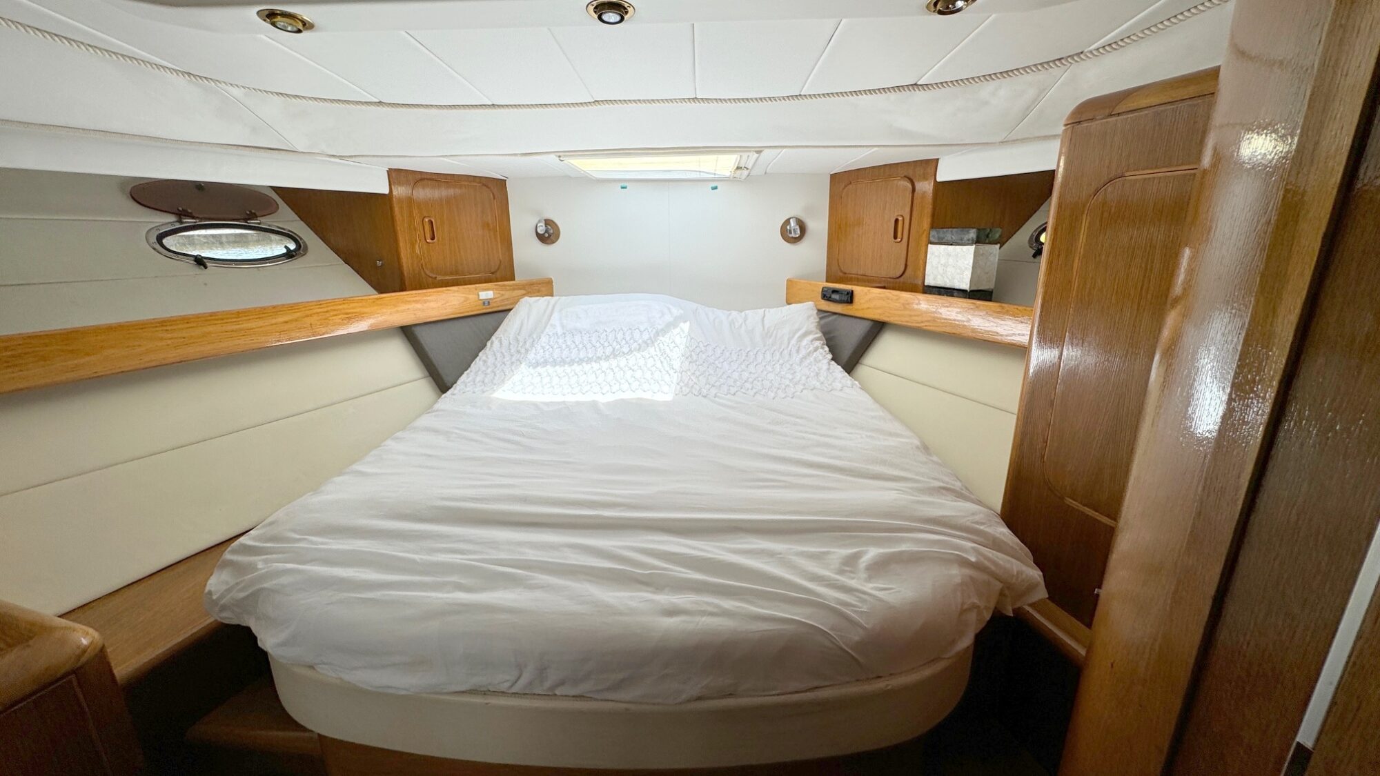 Whitewater Wolfe 46 Flybridge — foto 17 van 31