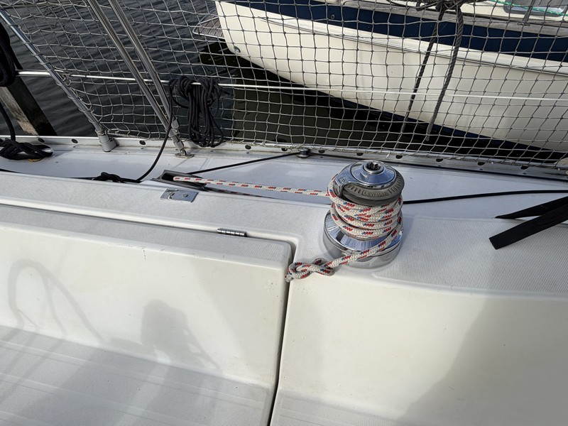 Beneteau Oceanis 321 — foto 38 van 48