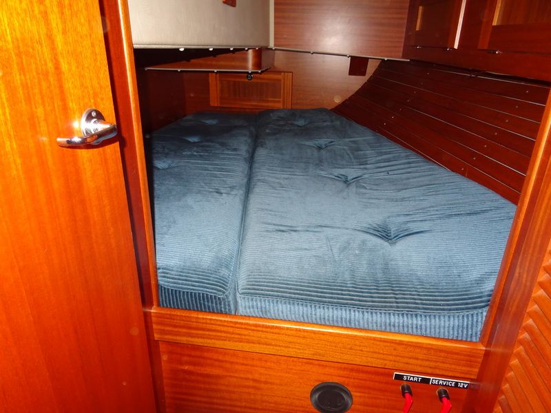 Hallberg Rassy 34 — foto 3 van 5