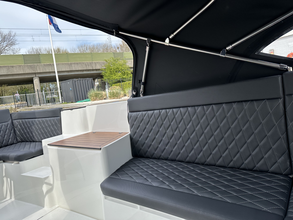 Prachtig nieuw model de Oud Huijzer 740 met toilet mogelijkheid. — foto 11 van 13