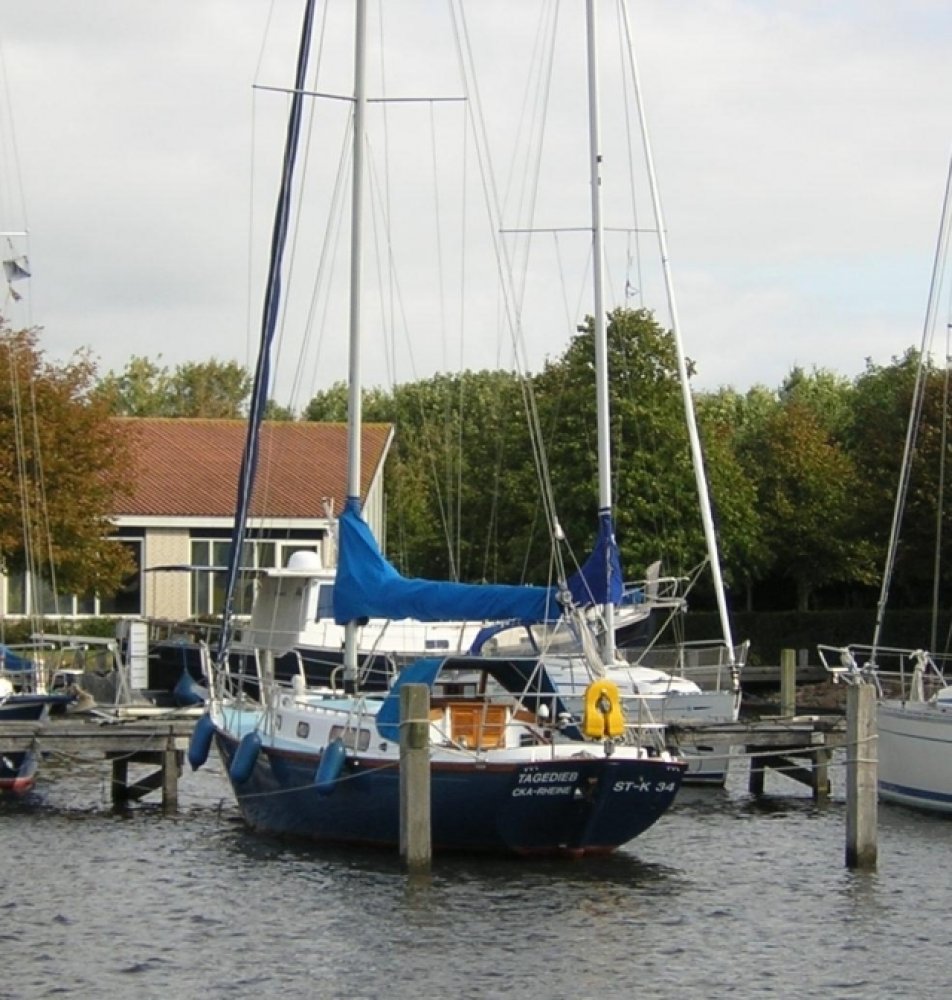 Rustler - Sailing Yacht - GRP (Polyester) - 1969 - € 17.500 — foto 4 van 11