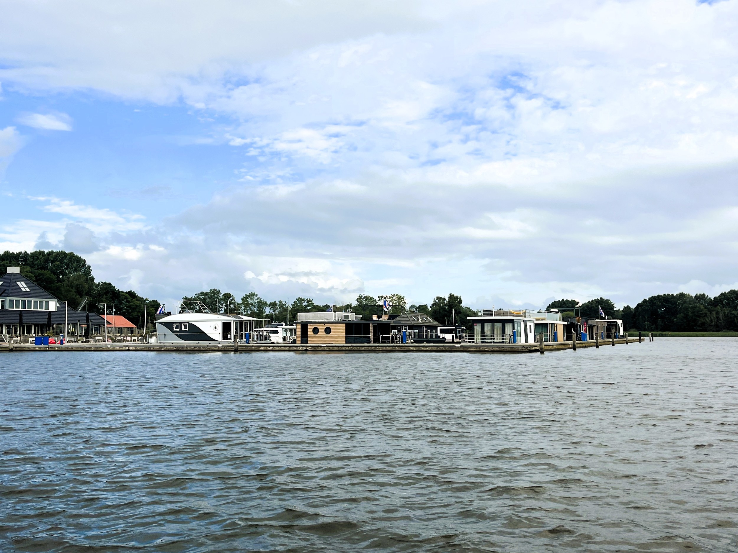 Koopligplaats Sneekermeer Met Apart Te Koop Houseboat 1460 X 500 - Foto 4