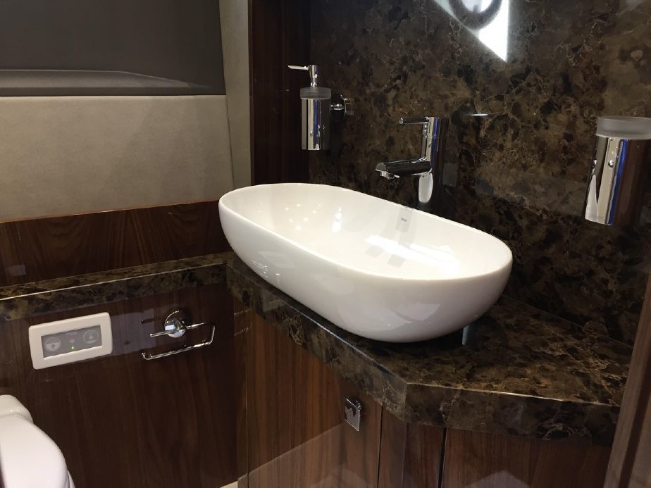 Sunseeker Manhattan 52