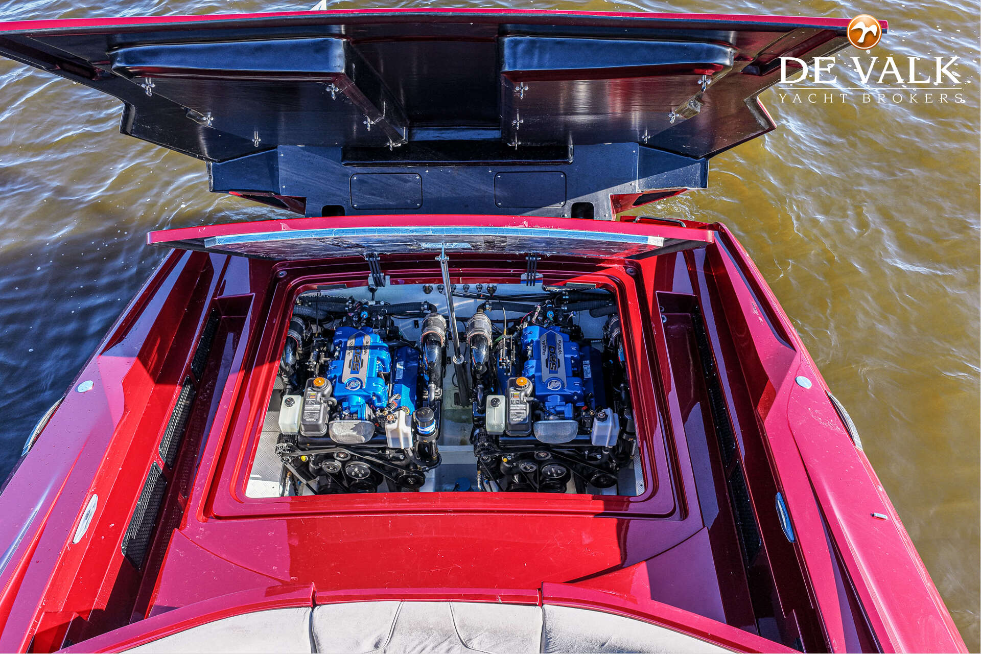 Aston Martin AM37 — foto 42 van 43
