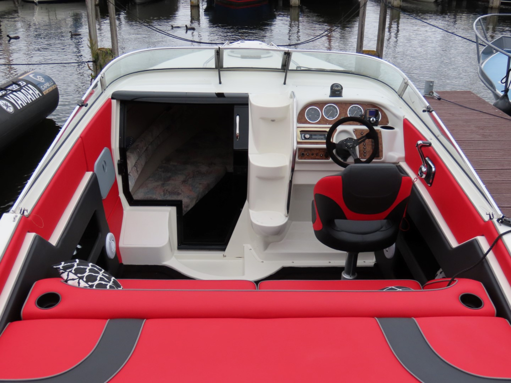 Celebrity 240 CC — foto 4 van 19