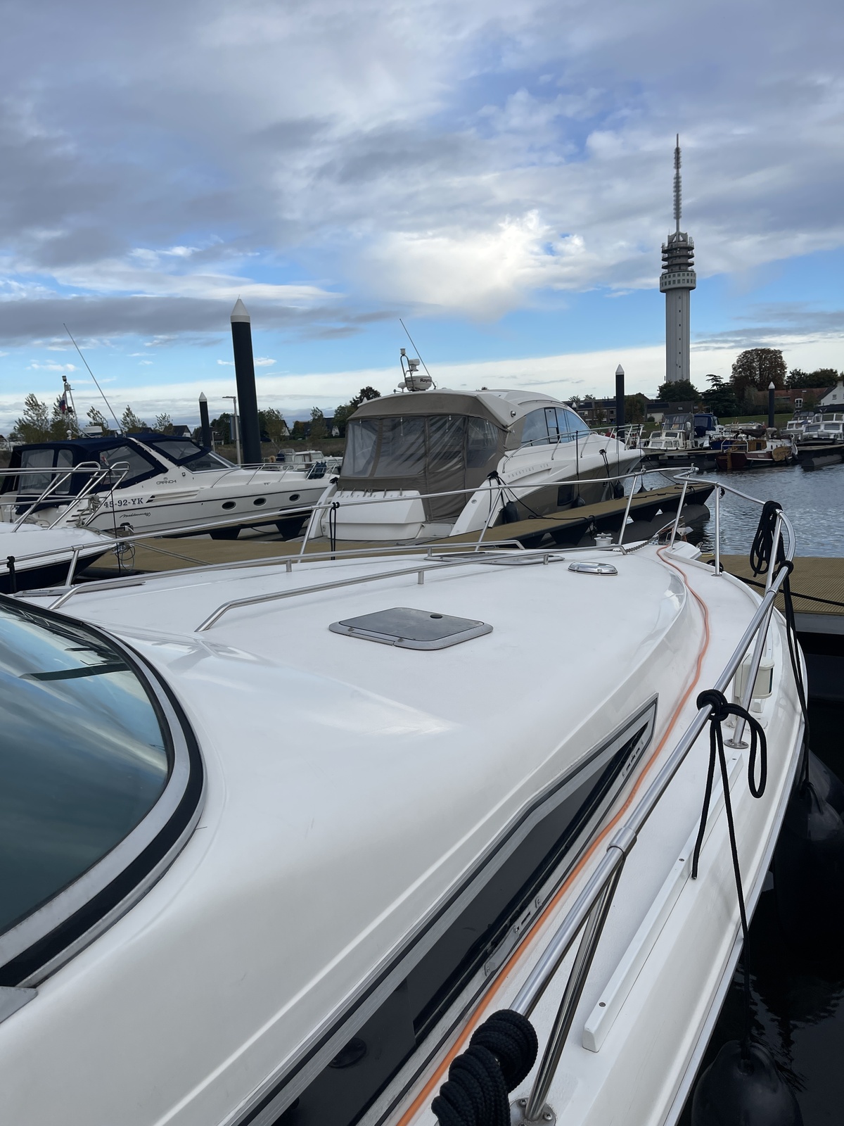 Sea Ray 310 Sundancer — foto 47 van 49