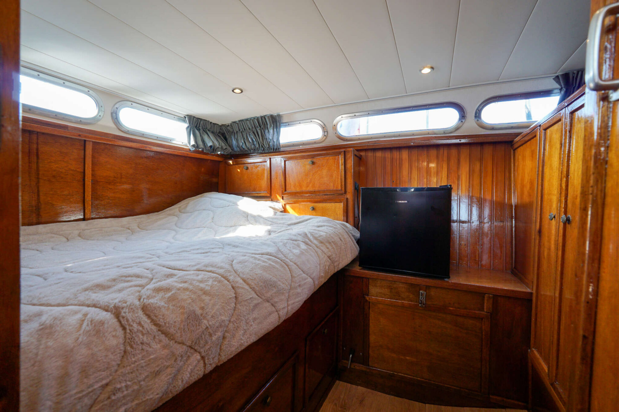Valkkruiser 10.50 AK Cabrio — foto 27 van 57