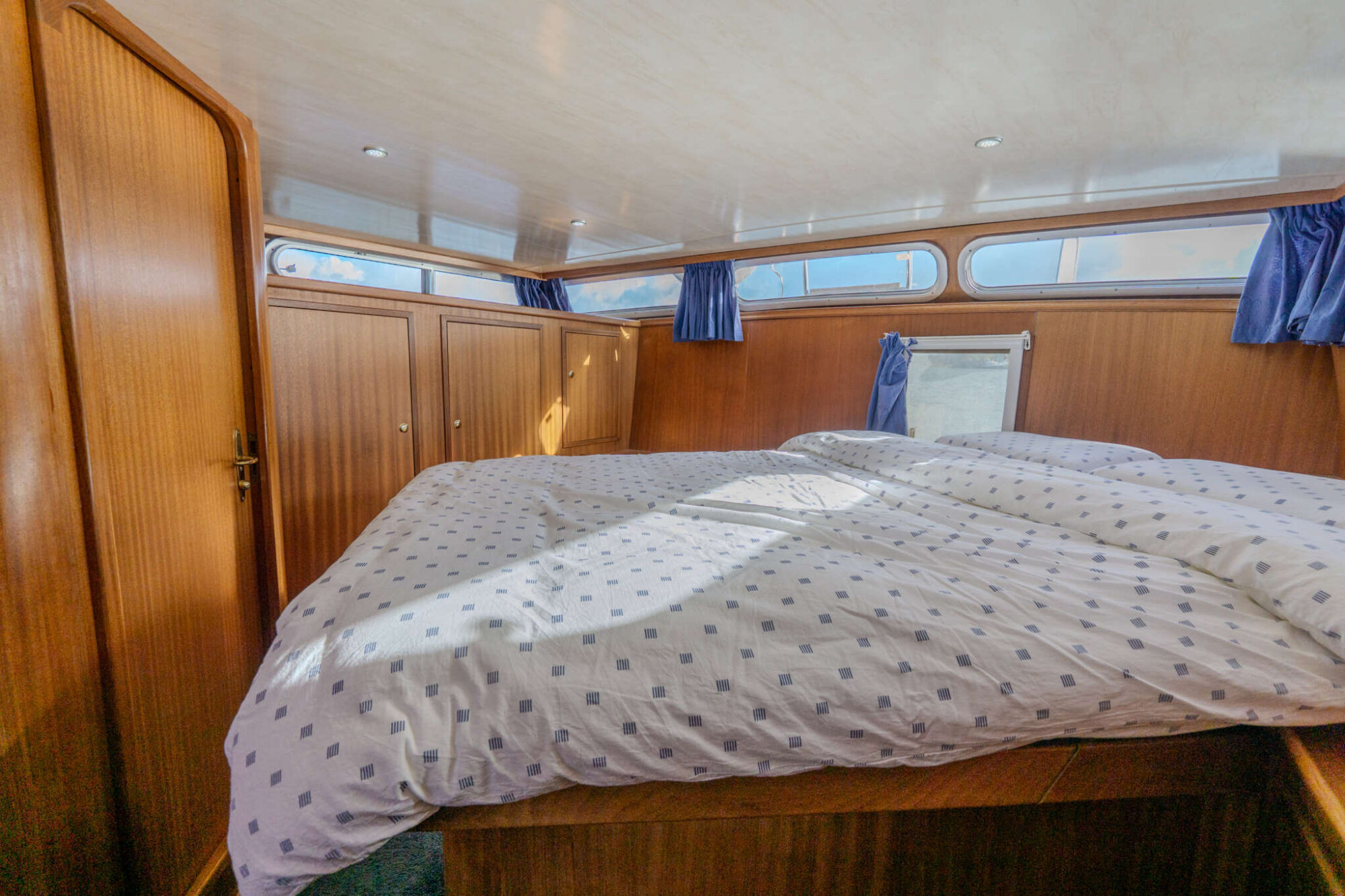 Valkkruiser 11.80 AK Cabrio — foto 24 van 43