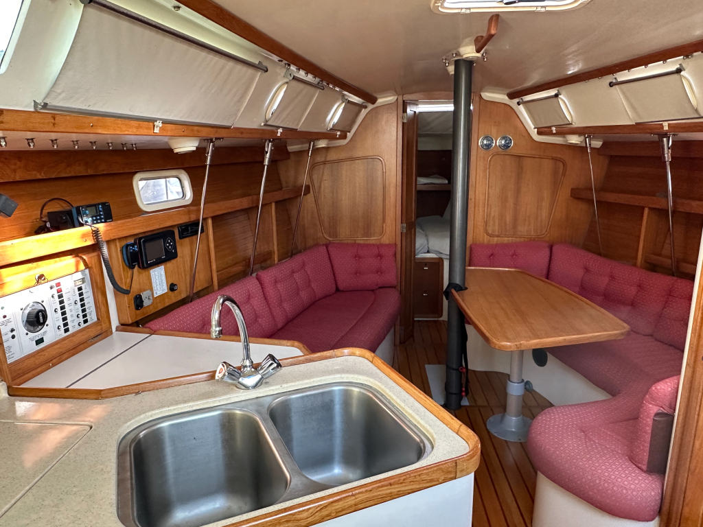 Catalina  320  — foto 10 van 20