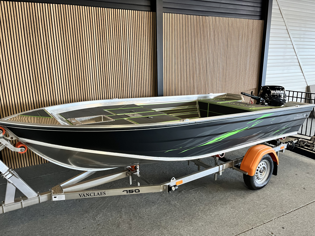 Kerman M428 visboot | Suzuki 9.9PK | VanClaes 750 trailer — foto 2 van 14