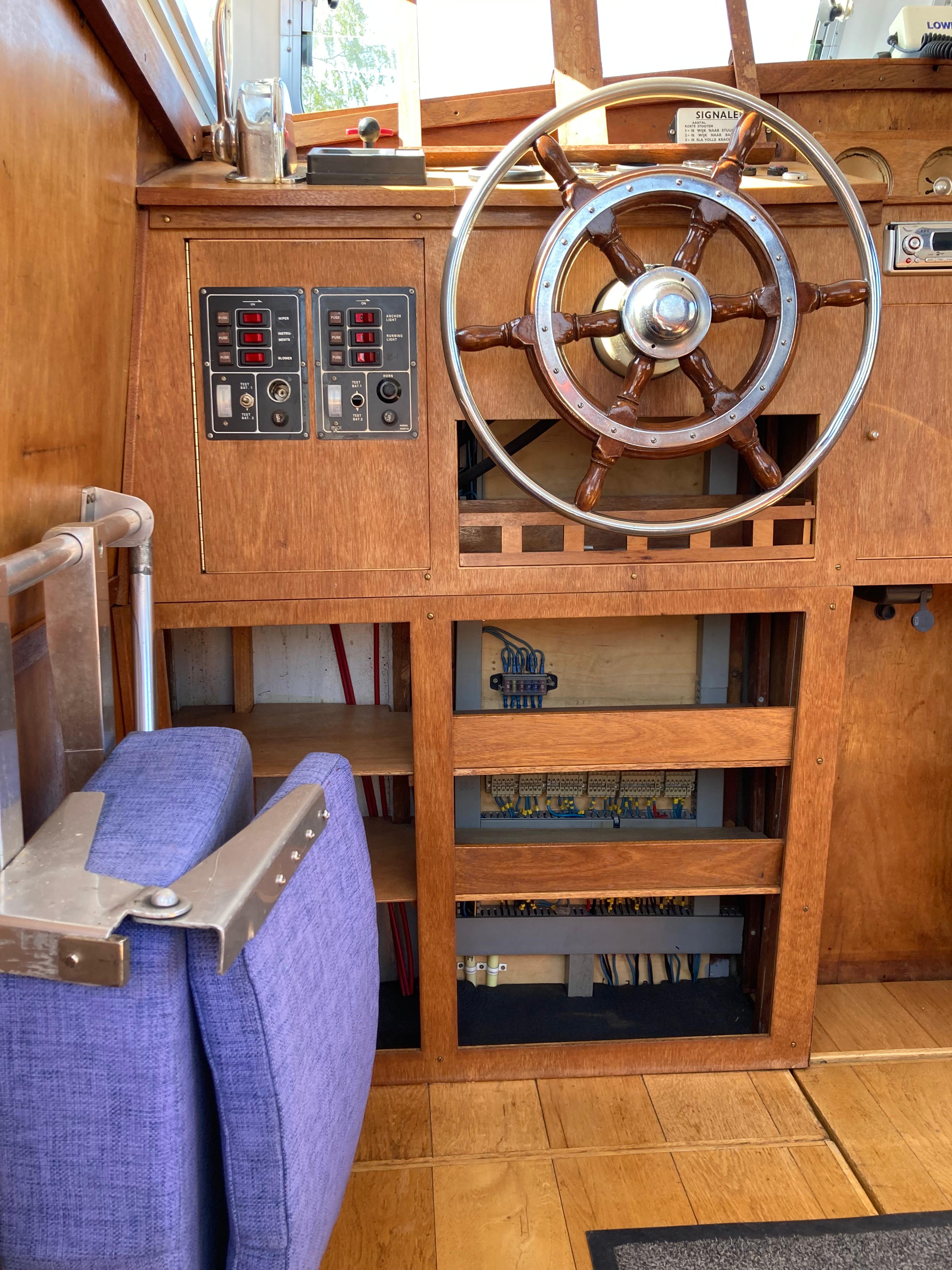 Motor Yacht Super Favorite AK 9.40 — foto 9 van 44