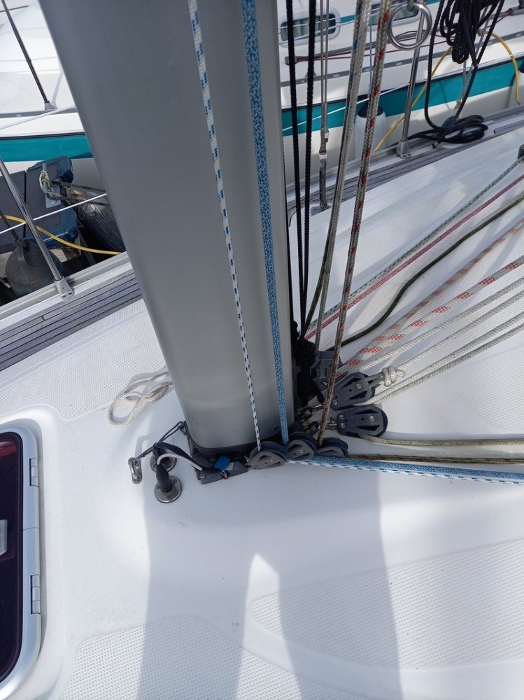 Bavaria - Sailing Yacht - GRP (Polyester) - 2007 - € 49.500 — foto 8 van 11