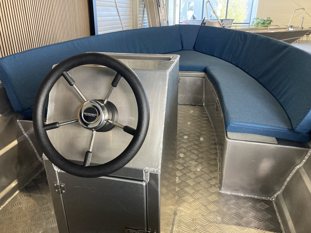Qwest R450 — foto 10 van 14