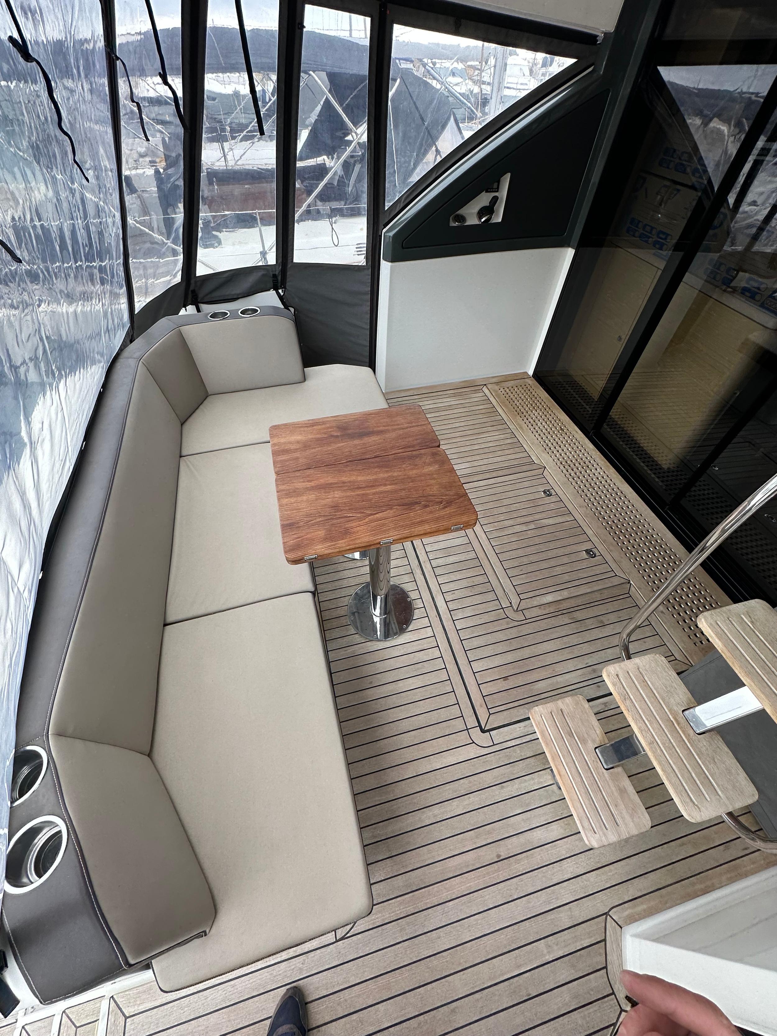 Bavaria R55 Flybridge — foto 2 van 27