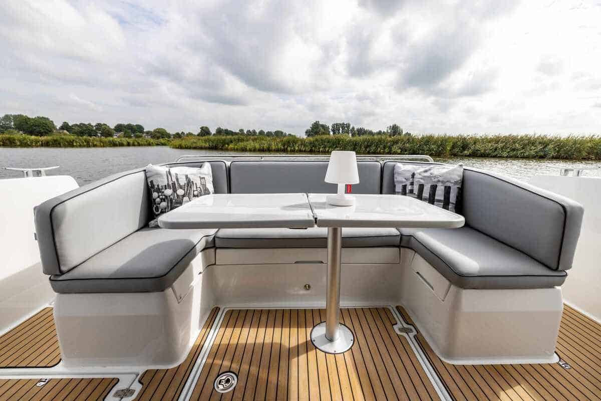 Delphia Yachts 11 Sedan Electric — foto 12 van 12