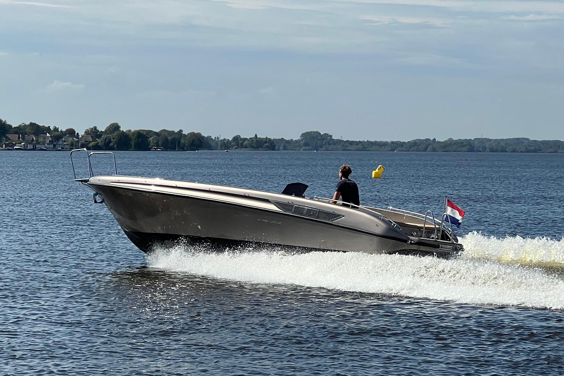 Riva Shuttle — foto 3 van 34