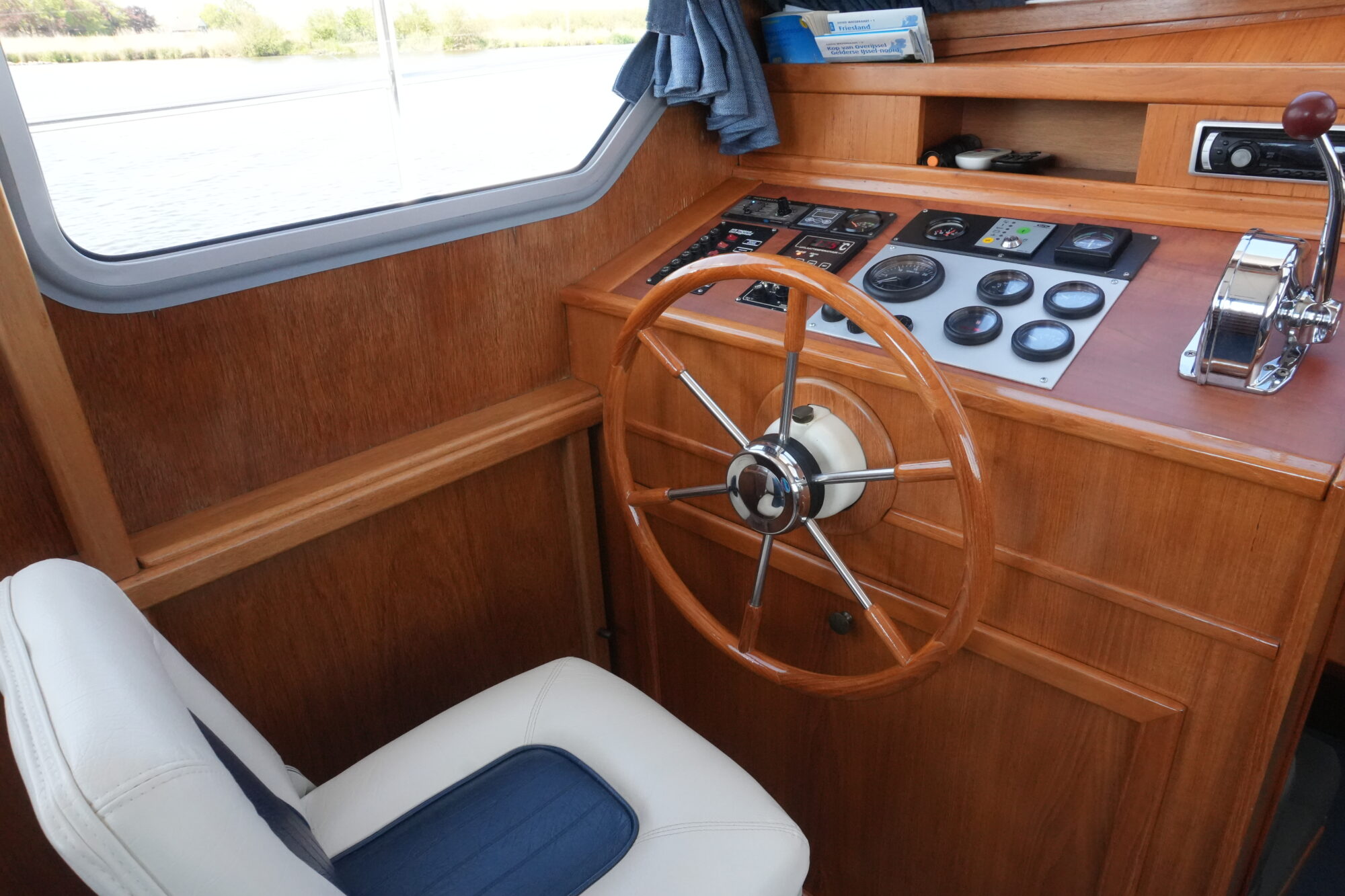 Valkkruiser 12.50 AK Cabrio — foto 20 van 51