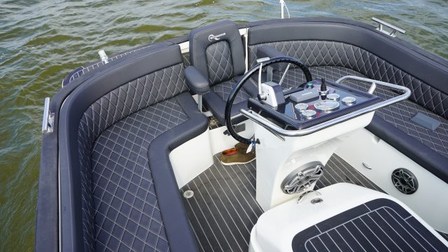 Waterspoor 717 Aviator (2024 Occasion) | Zeldzaam & Direct Varen! — foto 15 van 18
