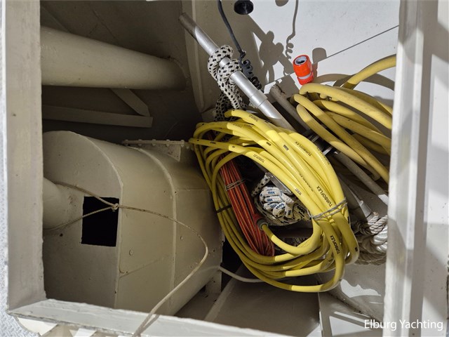 Stentor 1500 trawler - Stabilizers — foto 54 van 75