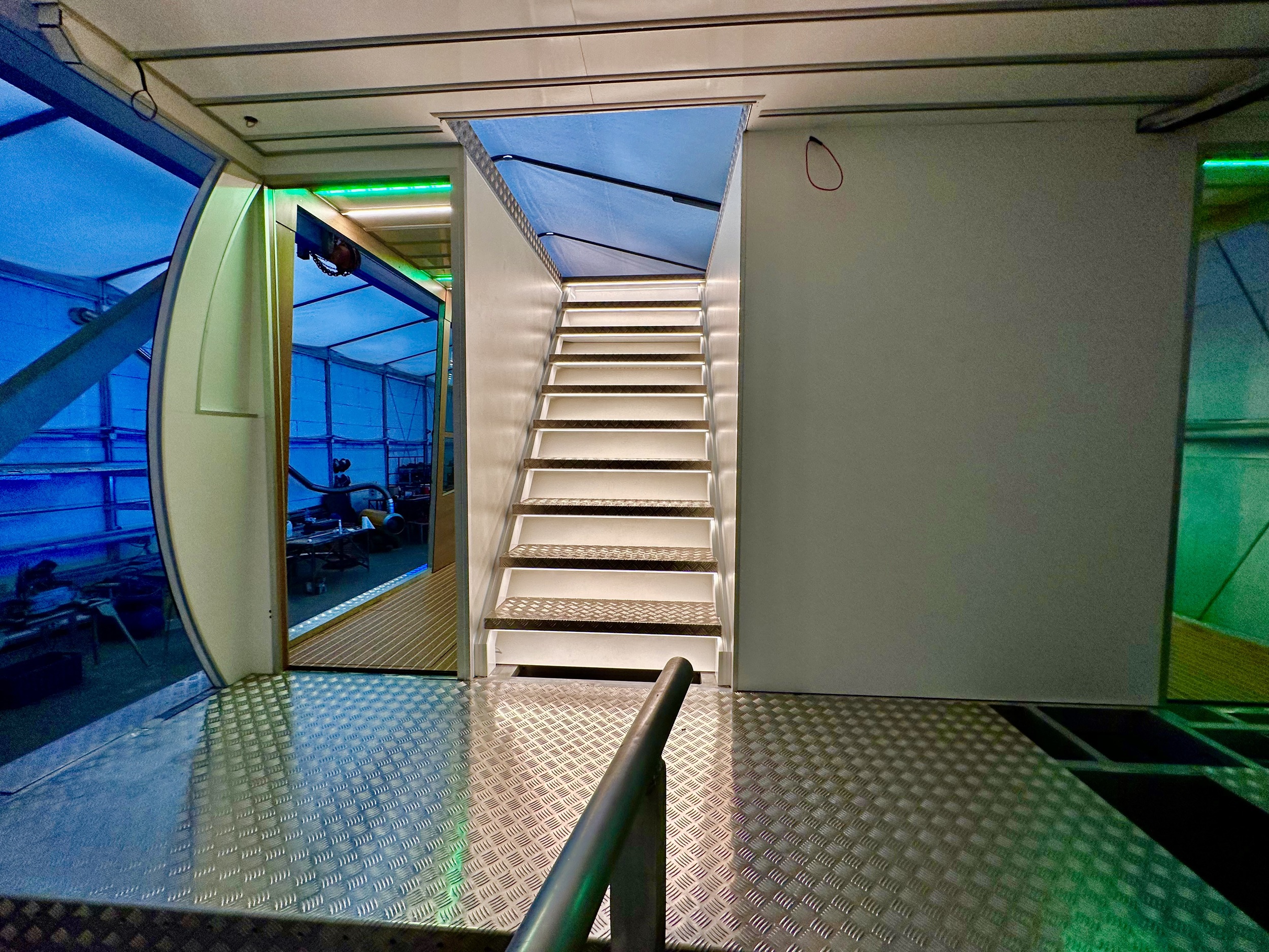 Holiday Boat Sundeck 57 Passenger Catamaran — foto 30 van 39