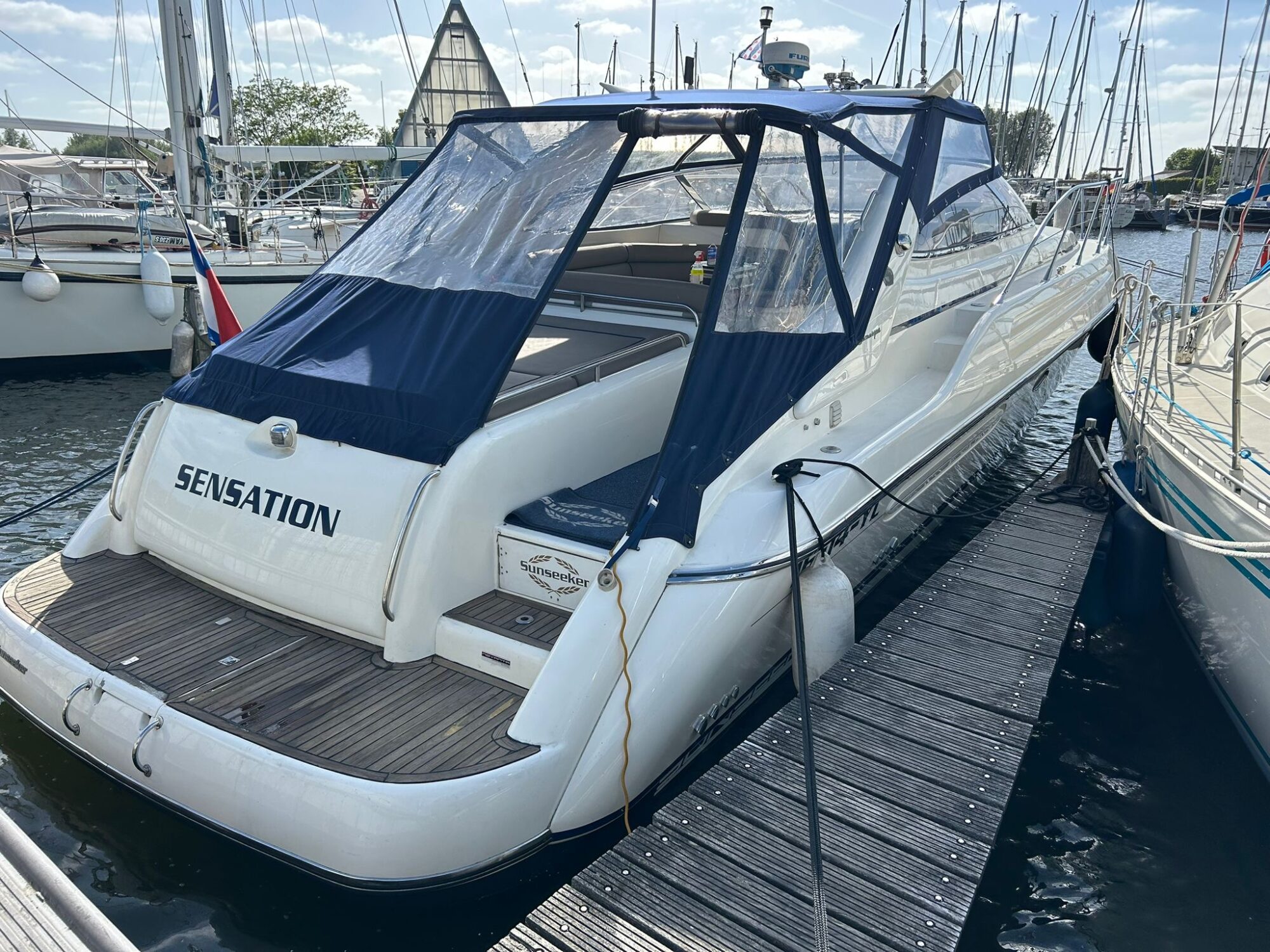 Sunseeker Camarque 47 Cabrio — foto 75 van 75