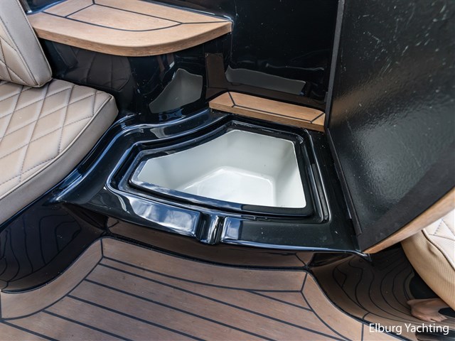 Waterspoor 717 Aviator — foto 16 van 48