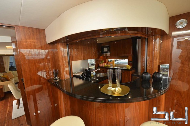 Sunseeker 86 Yacht — foto 10 van 12
