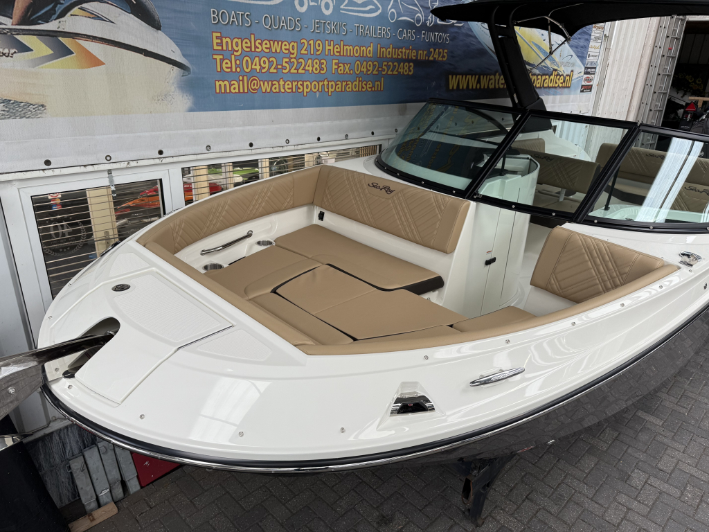 Sea Ray SDX 250 Outboard — foto 31 van 31