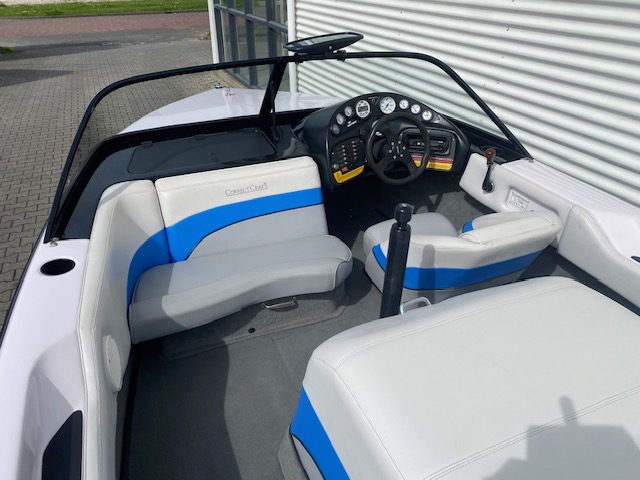 Correct Craft Ski Nautique 196 — foto 12 van 14