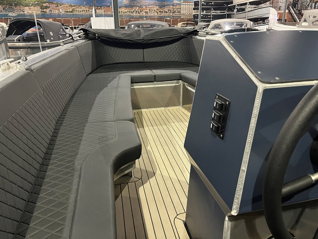Van Vossen VanVossen Tender 777 met Honda 150 pk — foto 9 van 10